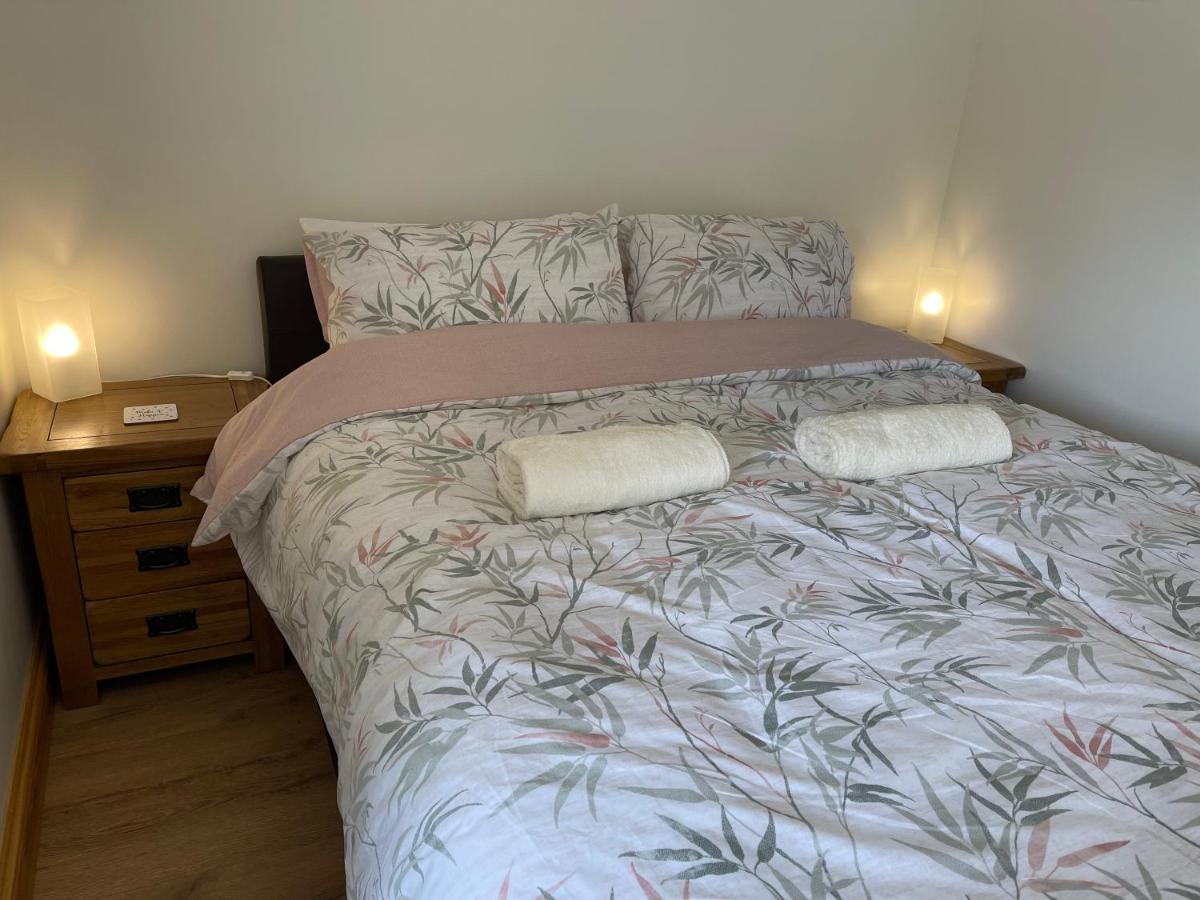Red Kite Barn Villa Ammanford Luaran gambar